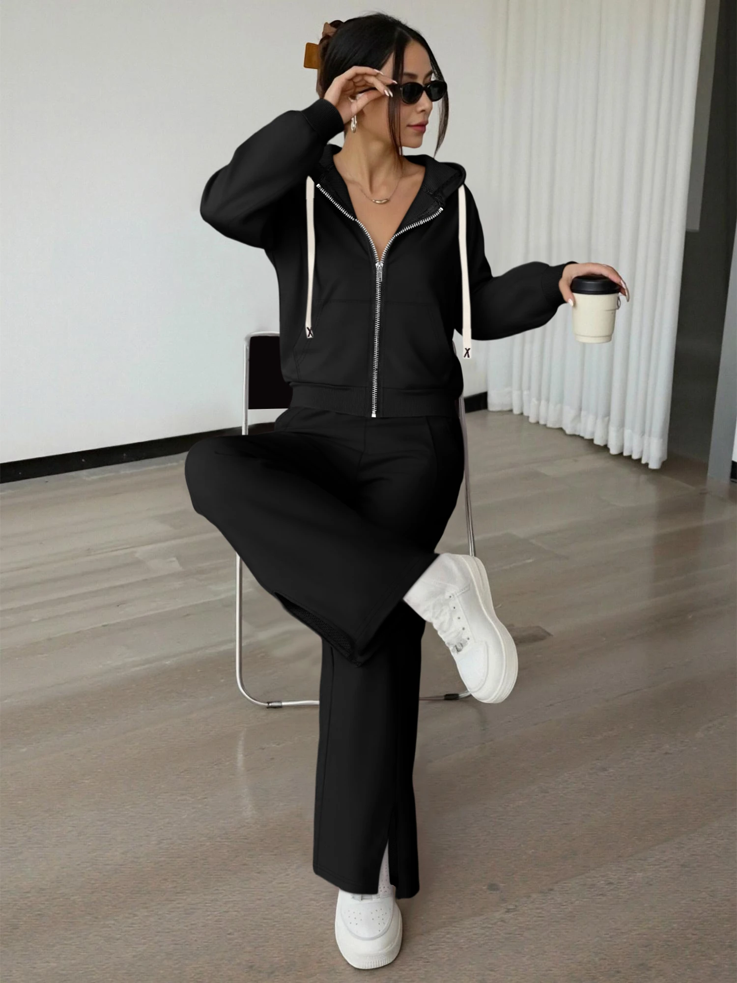 Ensemble 2 pièces pour femme, coupe ample, sweat-shirt court à capuche avec fermeture éclair sur le devant et pantalon large fendu