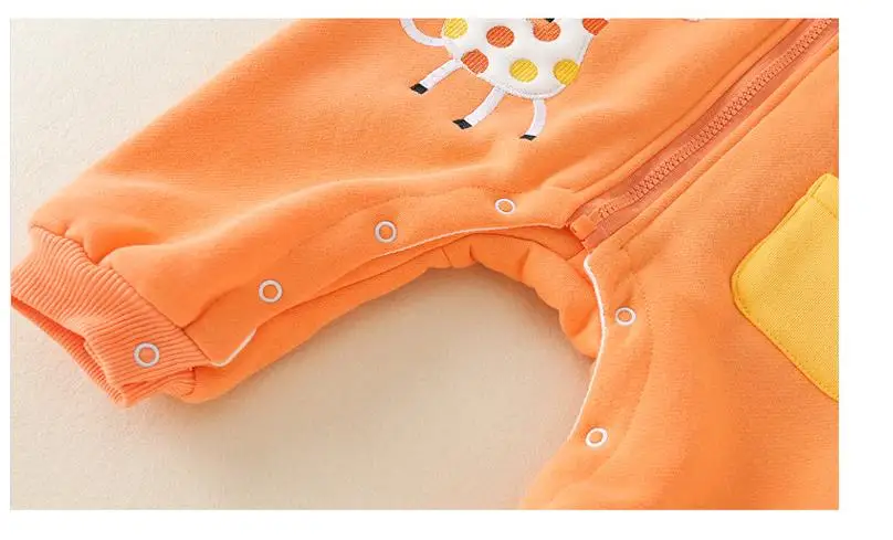 baby climbing clothes,