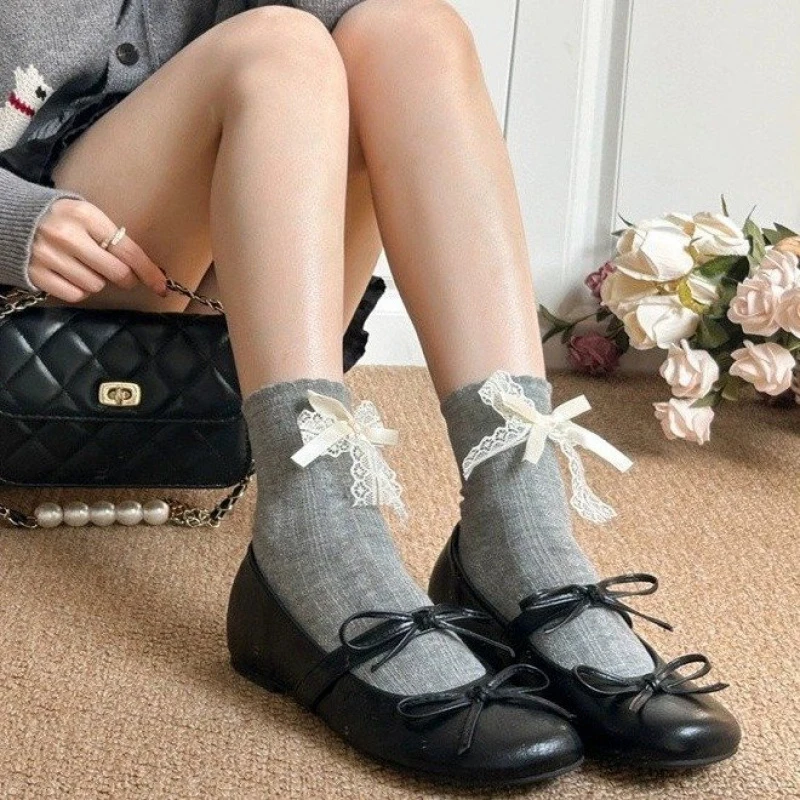 

Women Round Toe Low Top Lace Up Flats PU Shallow Shoes Rubber Sole Low Heel Below 3cm Lightweight Daily Walking Shoes