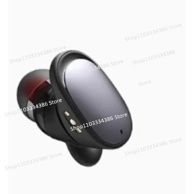 

[Black] Right Ear