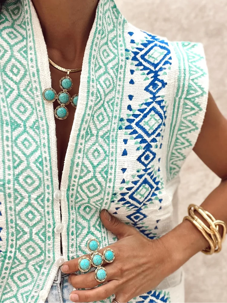 Рисунок 3 - Модный богемный однобортный жилет