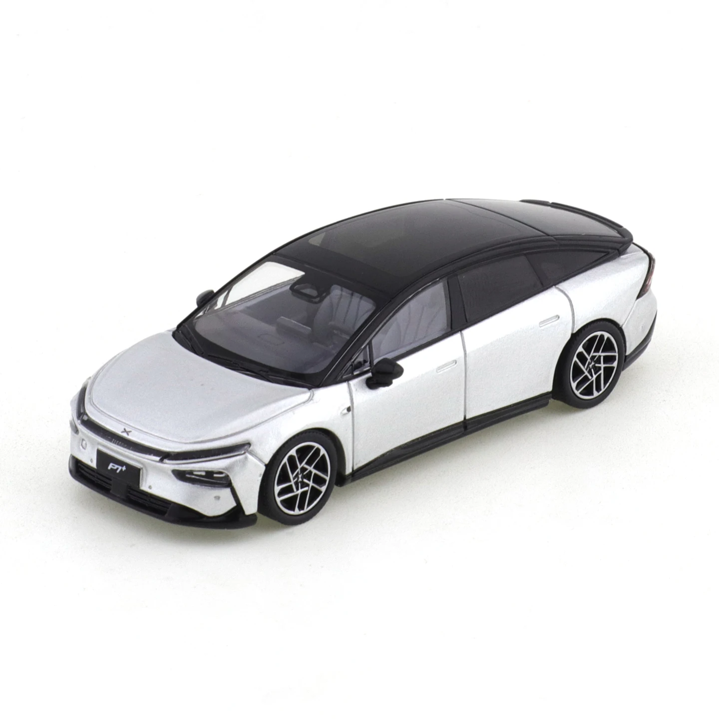 XCARTOYS 1:64 Xpeng P7+ New Energy Sedan T11-21 Colección de modelos de coches de aleación, juguete decorativo