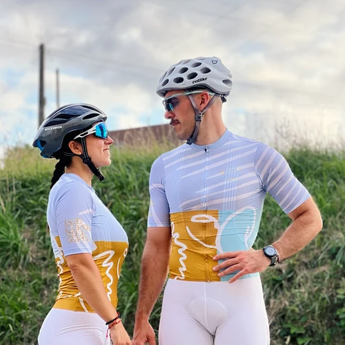 Imagen 2 del producto DAREVIE Jersey de ciclismo ligero suave antideslizante nivel de entrenamiento hombre Maillot de ciclismo que absorbe la humedad ropa de ciclismo de secado rápido para hombres