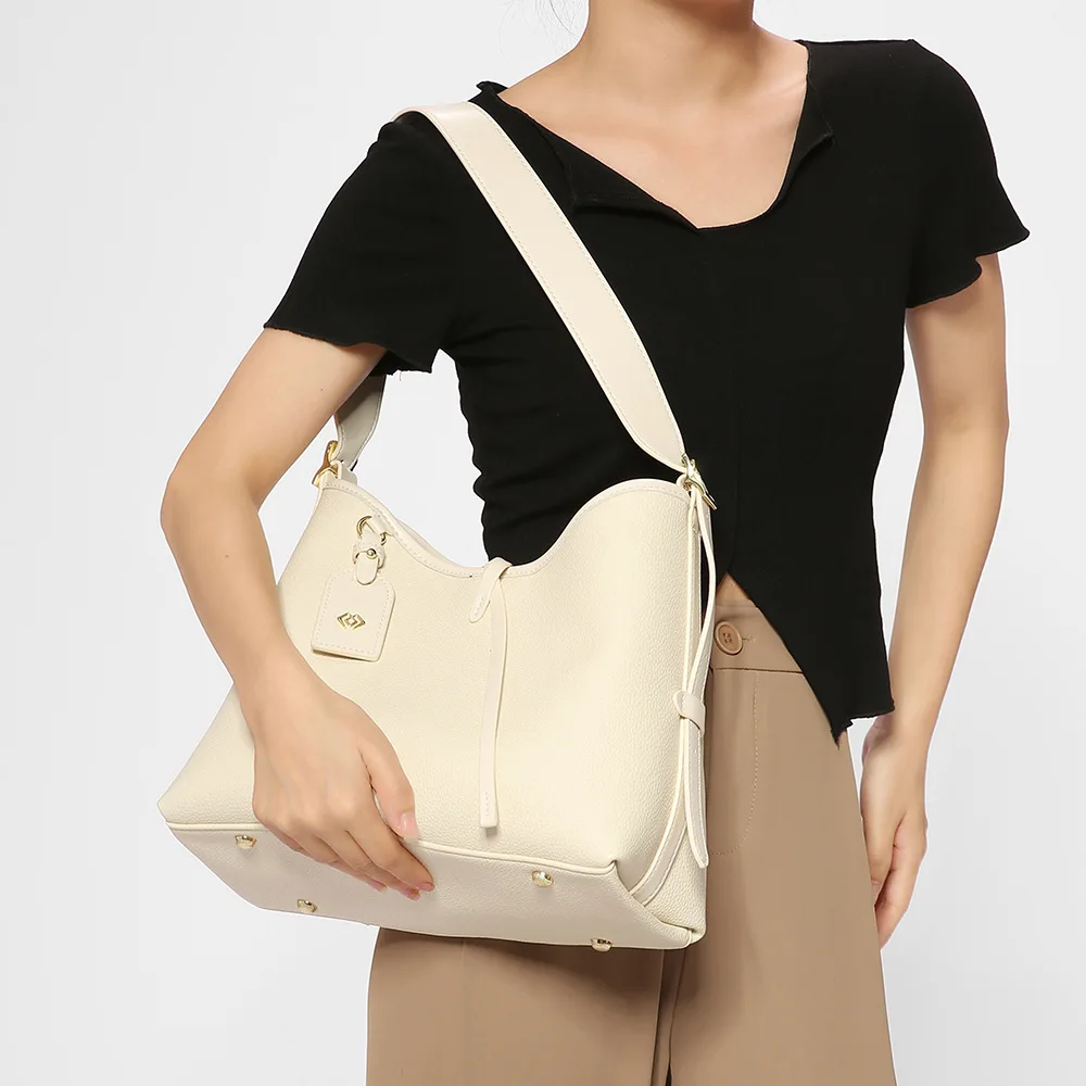 Luxury Brand Minimalist Elegant Diaper Bag For Women High-End Designer Paris Leather Tote For Stylish Commuter And Large Tote