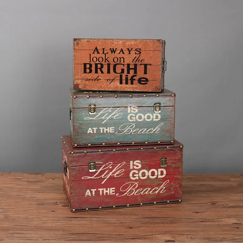 Large Distressed Wooden Storage Trunk, Vintage Photo Prop & Display Case for Home Decor, Rustic Organizer Box for Blankets
