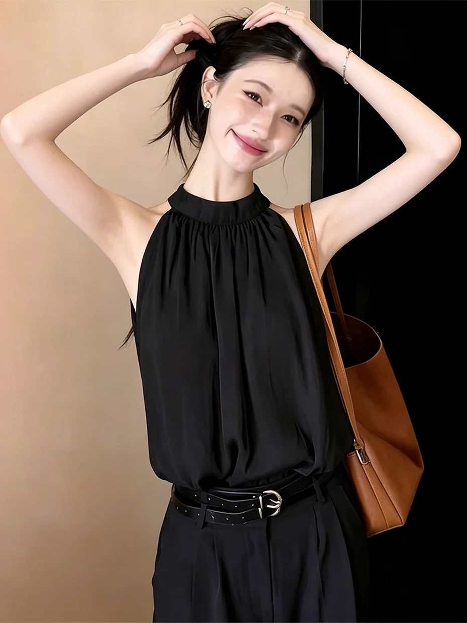 Unique Beautiful Strap Vest Women's Outerwear Summer Inner Match Design Sense Sleeveless Shoulder Snowflake Hanging Neck Top