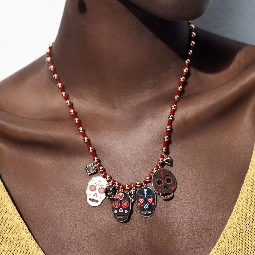 فاسق شخصية معدنية الجمجمة قلادة قلادة الأدب الرجعية الترقوة سلسلة الاتجاه موضة خمر القرط الخريف
