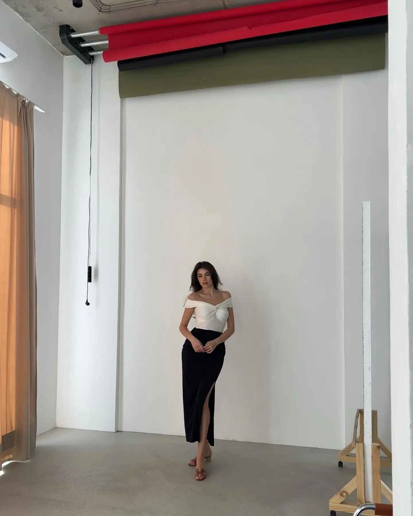 Vestido de noche recto con hombros descubiertos, Jersey Sexy personalizado, manga corta de alta calidad, cuello en V, longitud del té, vestidos de celebridades