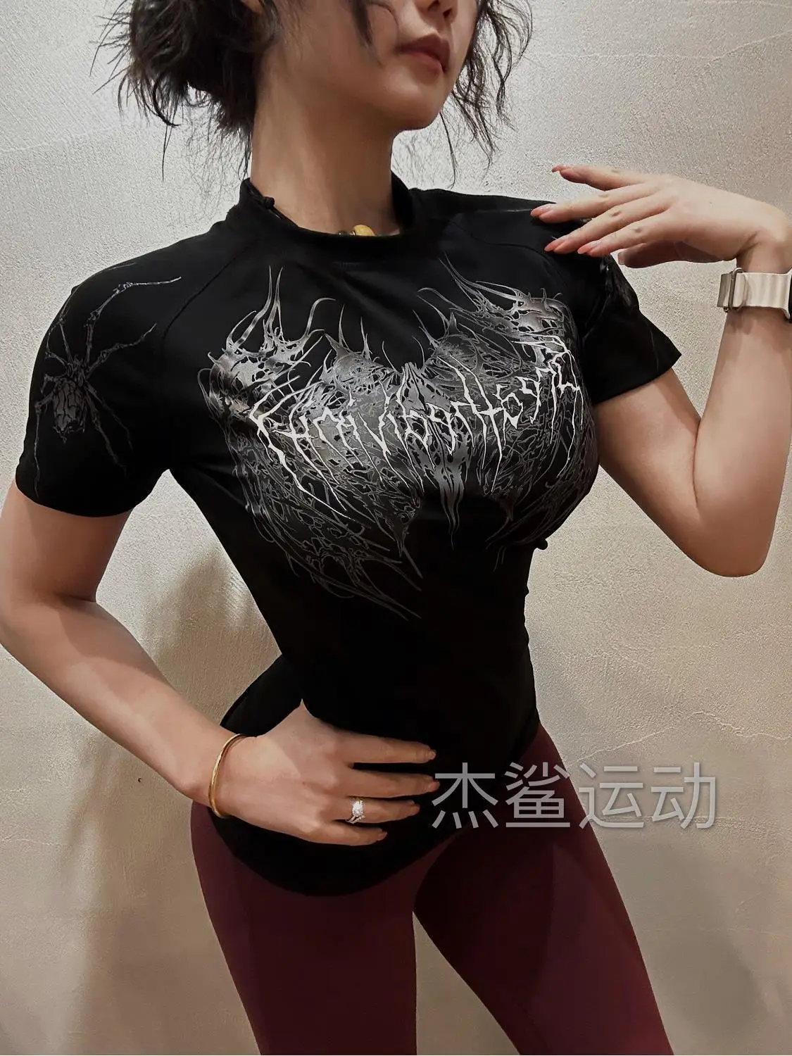 

Готическая быстросохнущая компрессионная облегающая мужская и женская одежда для фитнеса средней длины, универсальная футболка с короткими рукавами, топ