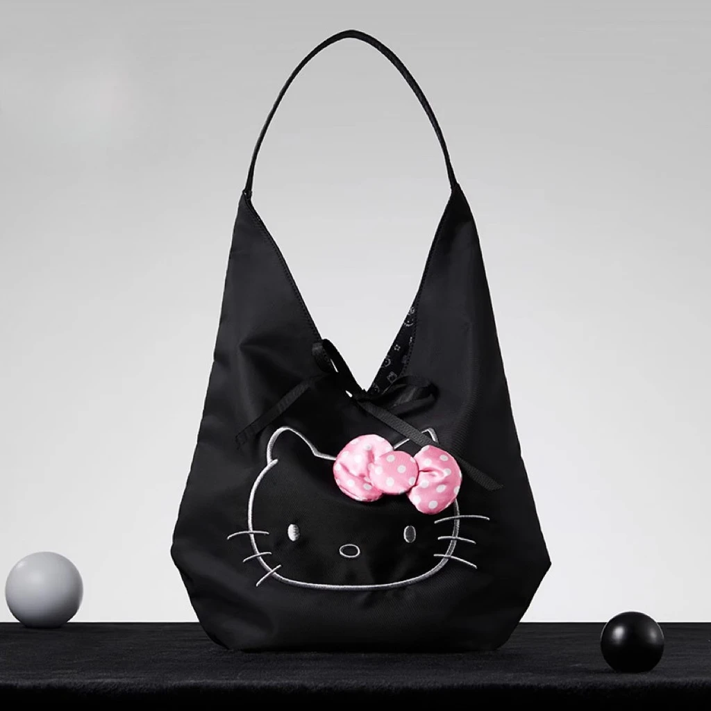 

Hello Kitty Black & White Minimalist Large Capacity Shoulder Bag - Stylish Spacious Crossbody Tote for Women, Girls