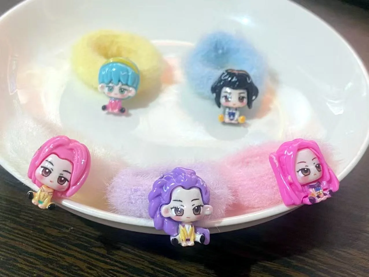 

Demon Hunte set of plush winter-themed adorable hairbands High-elastic cute ponytail bun mitation female tie hair rope headwear