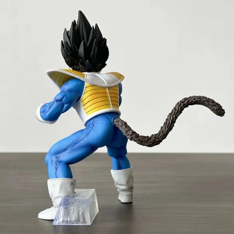 17CM figurka Dragon Ball Z Vegeta Anime statua Vegeta ze sztucznym księżycem PVC kolekcja figurek zabawki modele prezenty