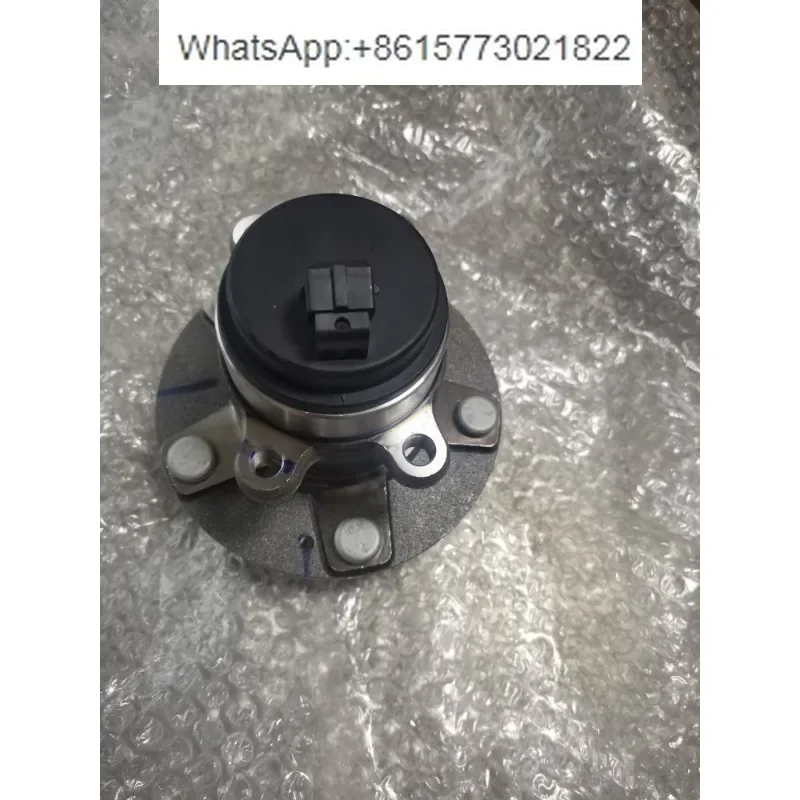 Changfeng Leopard Cs9 Rear Wheel Bearing Shaft Head Assembly, Equipped with ABS Sensor, Specially Designed for Gasoline Vehicles