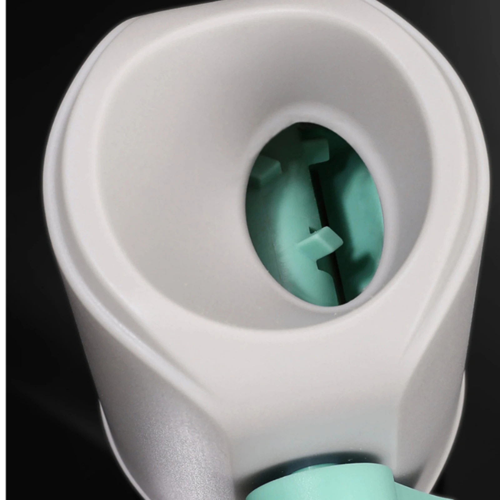 Peanut Sheller Hand Crank Peanut Sheller with Container Manual Nut Sheller Food-Safe Kitchen Tool Compact for Snack Lovers