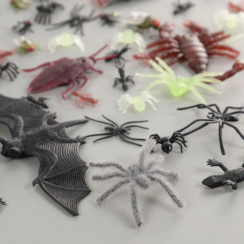 50pcs Realistic Bugs Funny Toy Fake Cockroach Novelty Insects Halloween Prank Simulation Tricky Disgusting Scary Party Supplies view 4