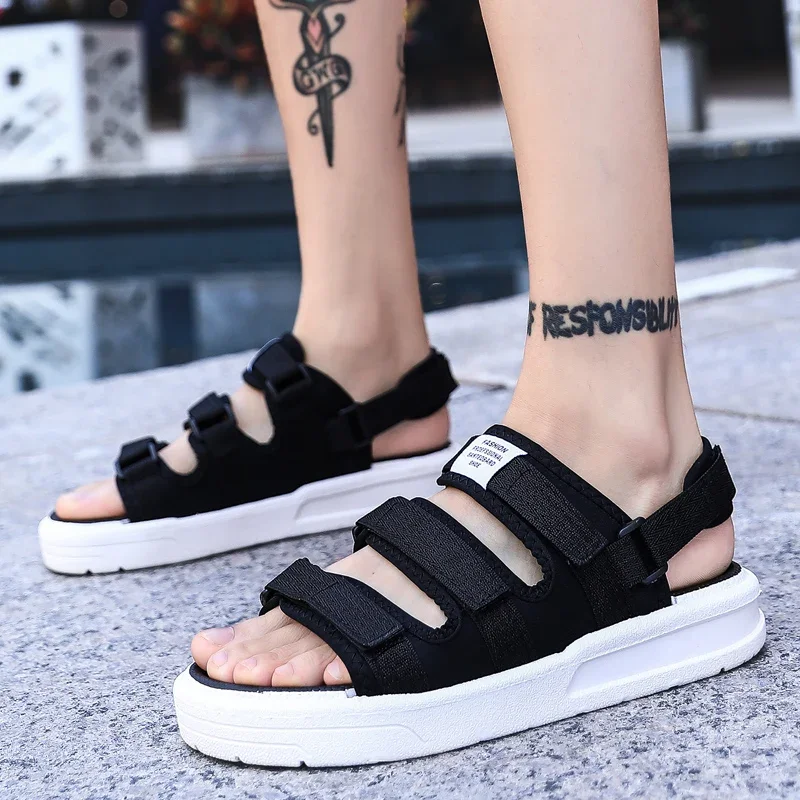 Sapatos de praia masculinos e femininos estilo casal, sandálias deslizantes de dois usos antiderrapantes, respiráveis, leves e confortáveis