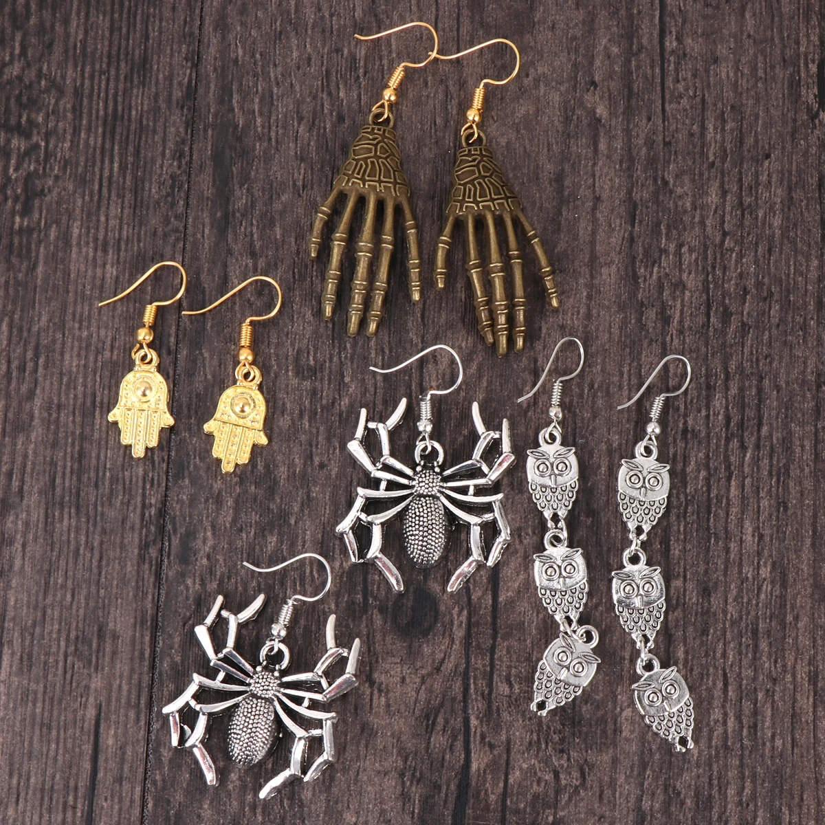 

4 Pairs Spider Earrings Halloween Events Jewelry Hooks Dangle Studs Safe Material Matching Gifts Women Girls