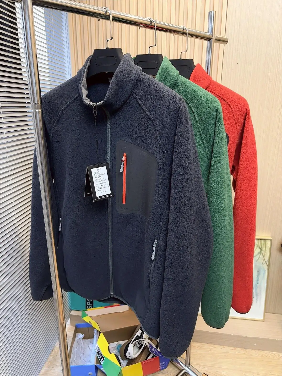 Thermojacke, Outdoor-Radsport-Freizeitjacke, Modische Innenschicht-Strickjacke, Dicke Doppelseitige Fleecejacke für Damen und Herren – Detail 17