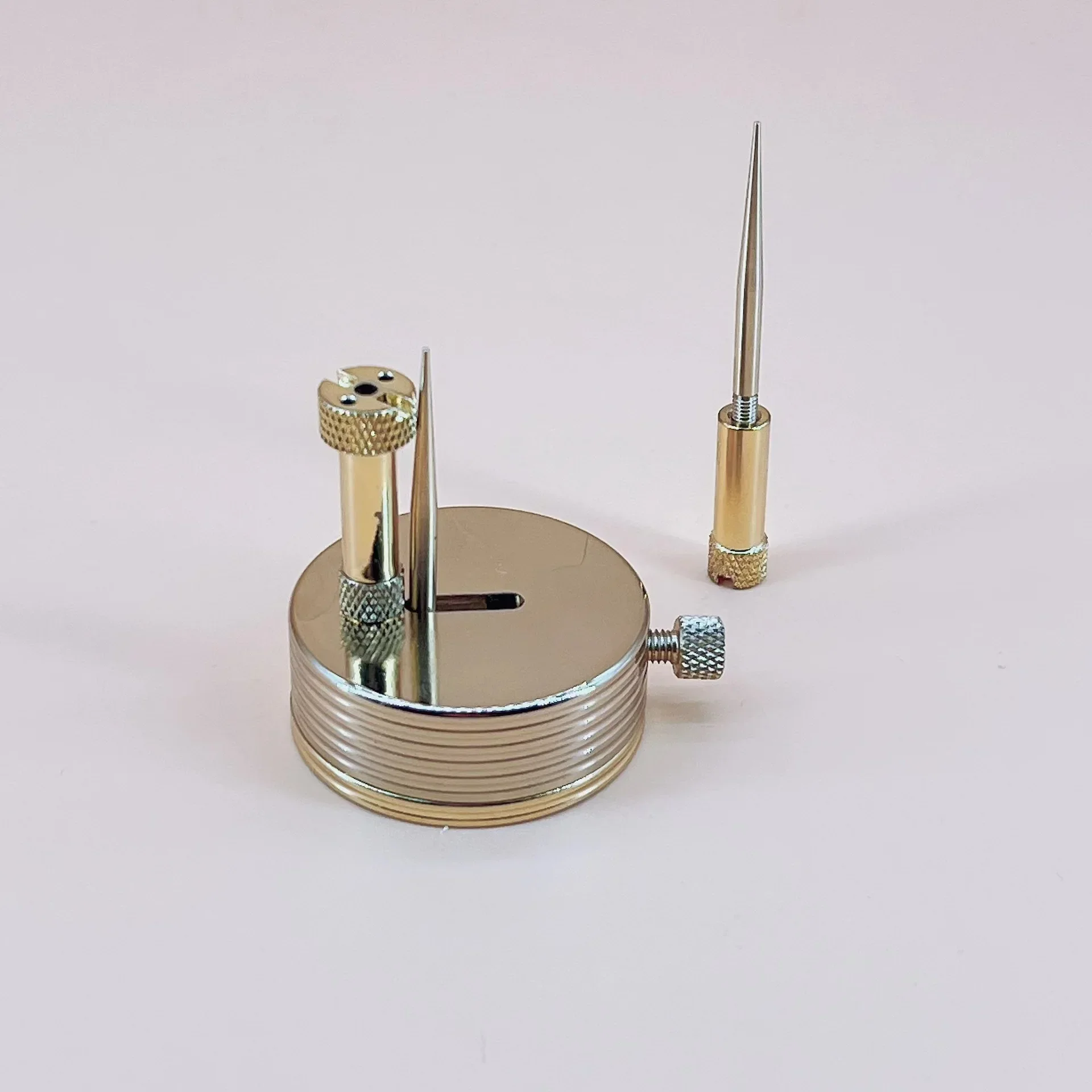 

Hot SalesWatch Balance Holder Tool Bracket NO.7995 Balance Spring Shaft Cleaning Holder Watch Parts Tool Kit For Watchmakers