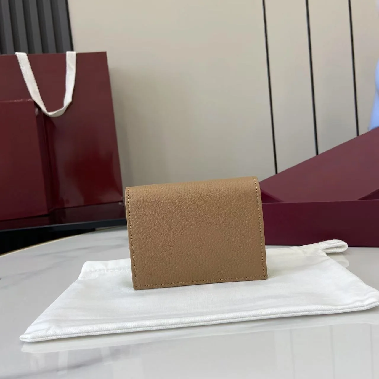 

Luxury Brand Handmade Short Wallet Card Holder Leatther Money Clips Coin Purses Lightweight Premium Gift Cowhide Material 456126