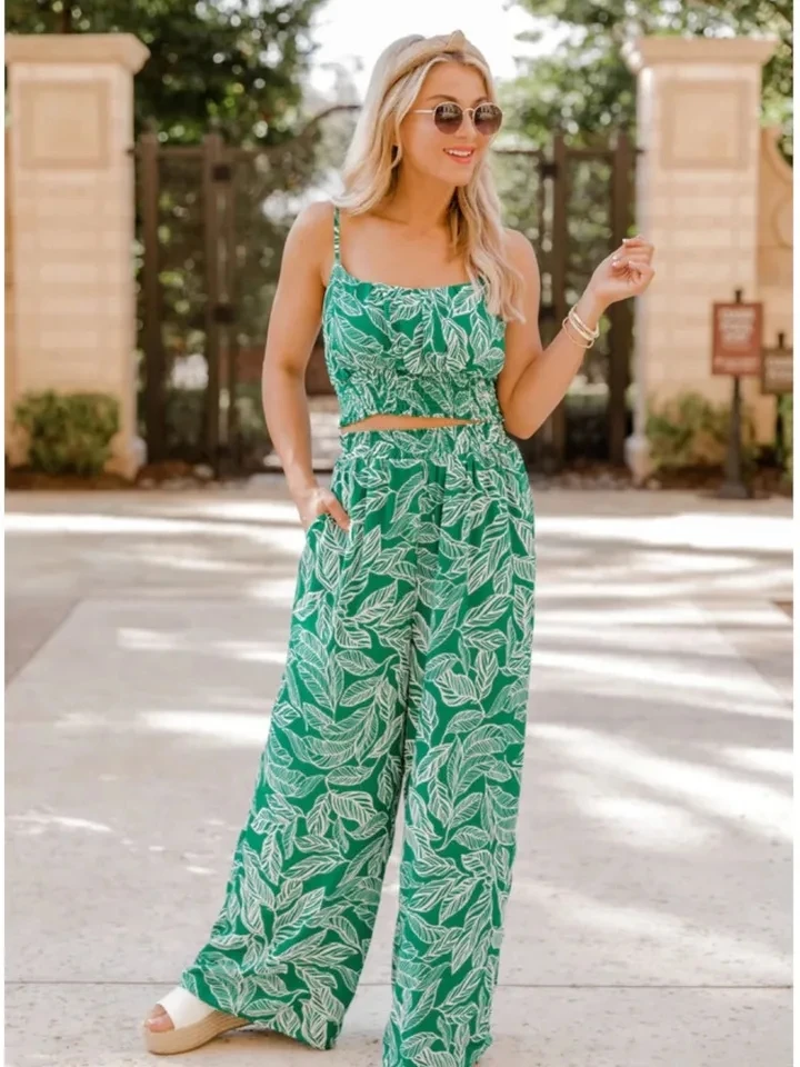 

Women's Fashion Print Halter Sexy Short Top + Wide Leg Pant Suit Summer Casual Simple Sweet About Elegant Female Pant 2piece Set