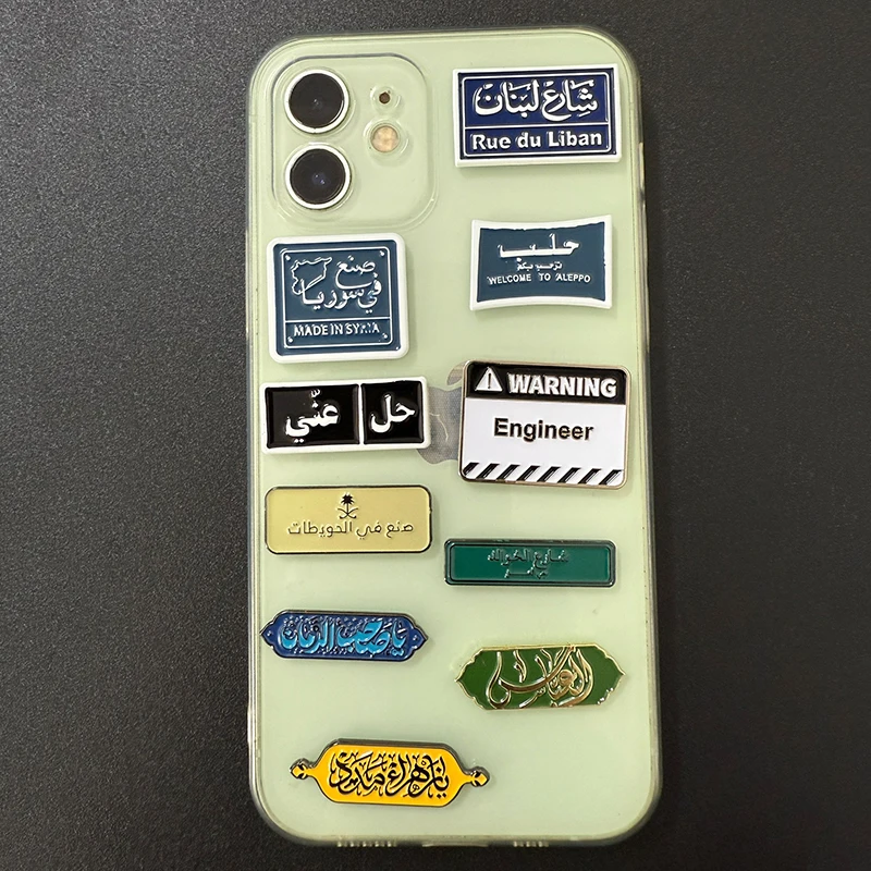 New Saudi Arabia Mobile Phone 3M Sticker Badge Metal Pin Broooches Pins