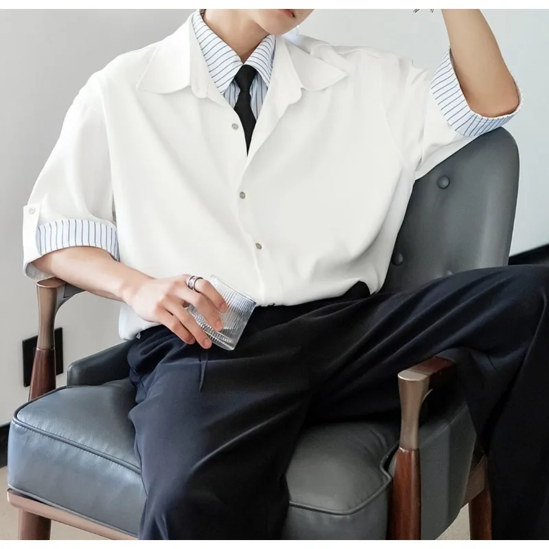 

Men's Short-sleeved 2026 New Summer Men's Striped Fake Two-piece Design Ruffian Handsome Shirt High-end Casual Shirt