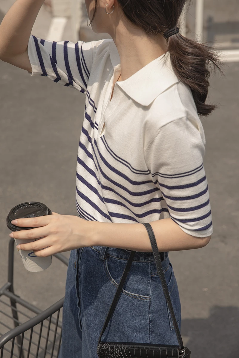 French blue-and-white striped short-sleeved sweater design sense niche lapel loose polo neck top