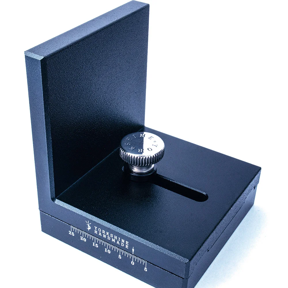 90° Vertical Punching Auxiliary Tool, Adjustable Spacing, Aluminum Alloy with Black Anodizing 60X60X60mm