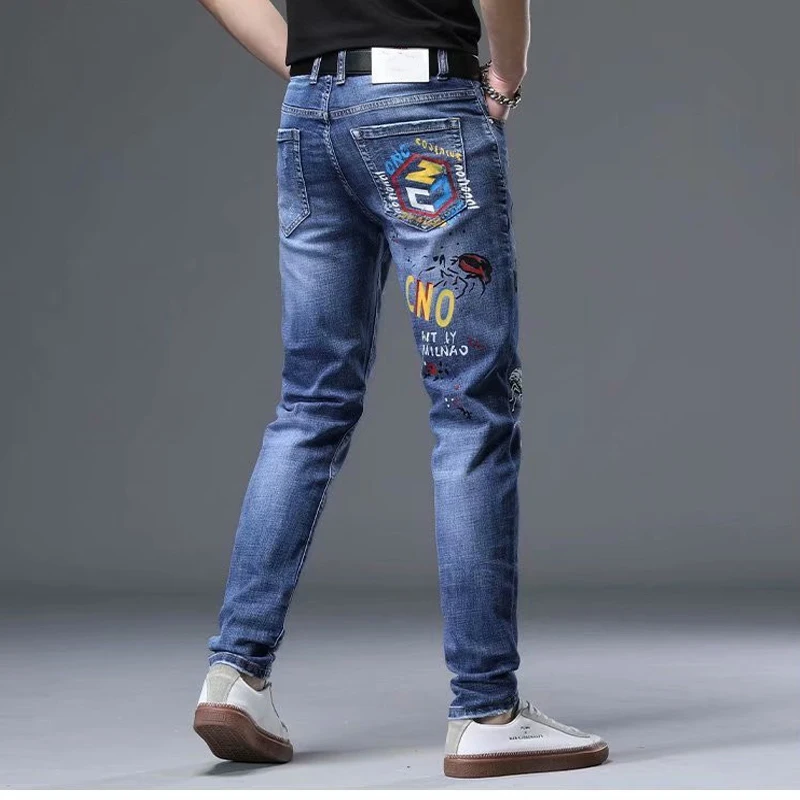 New Straight Graffiti Jeans Man Pants Spring Summer Boyfriend Slim Jeans Streetwear Skinny Zips Blue Cacual Long Denim Trousers
