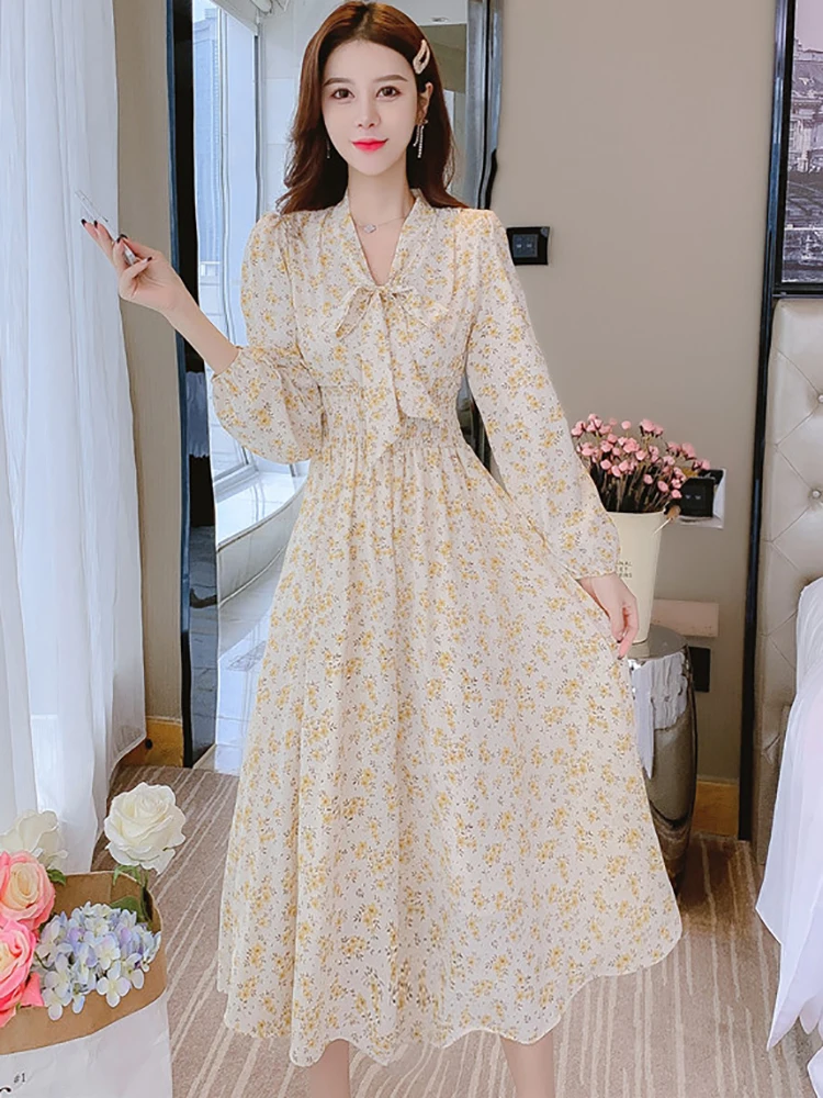 

Autumn Floral Chiffon Chic Bow Collar Casual Long Dress Women Korean Fashion Elegant Holiday Dress 2025 New Chic Bodycon Dresses