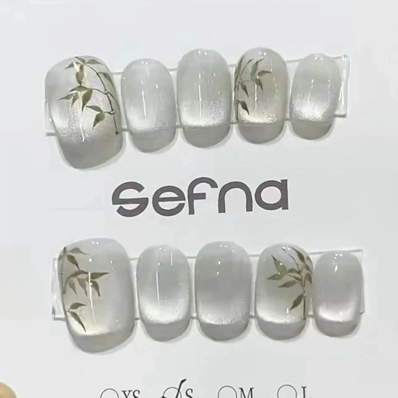 

Press On Nails Crystal Cat's Eye Handmade Fake Nails Short Ballet With Ink Bamboo Design Phototherapy Flash False Nails Wearable