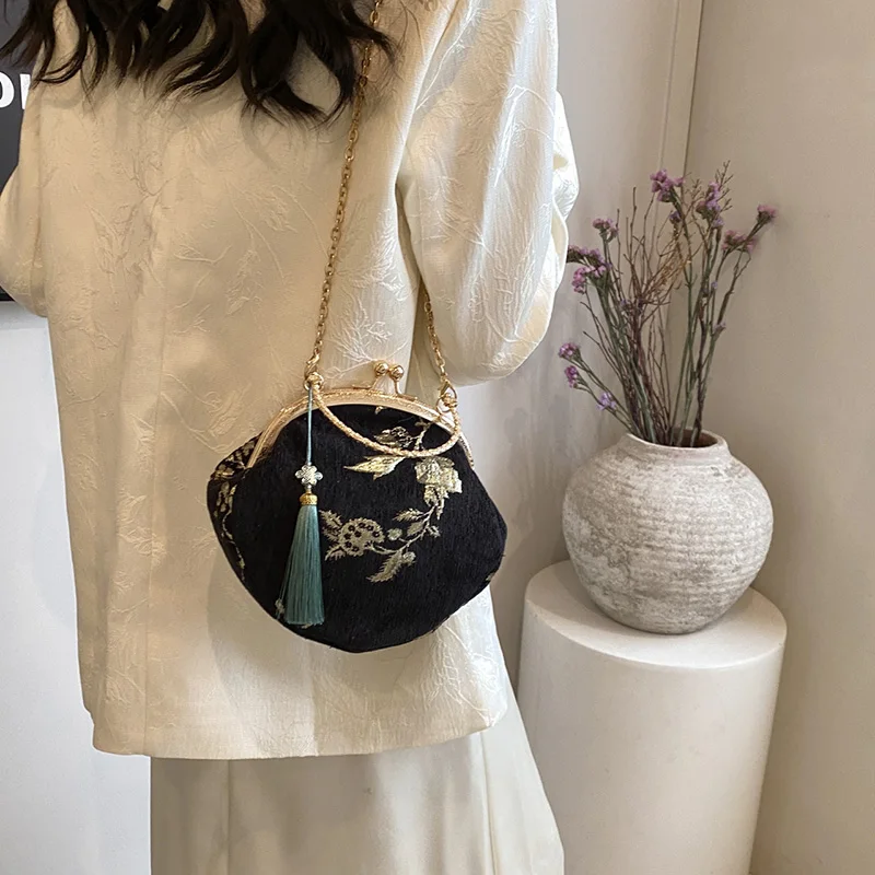 Elegant Women Embroidery Bright Silk Evening Clutch Retro Chain Messenger Bag Luxury Female Party Small Totes Handbags And Purse