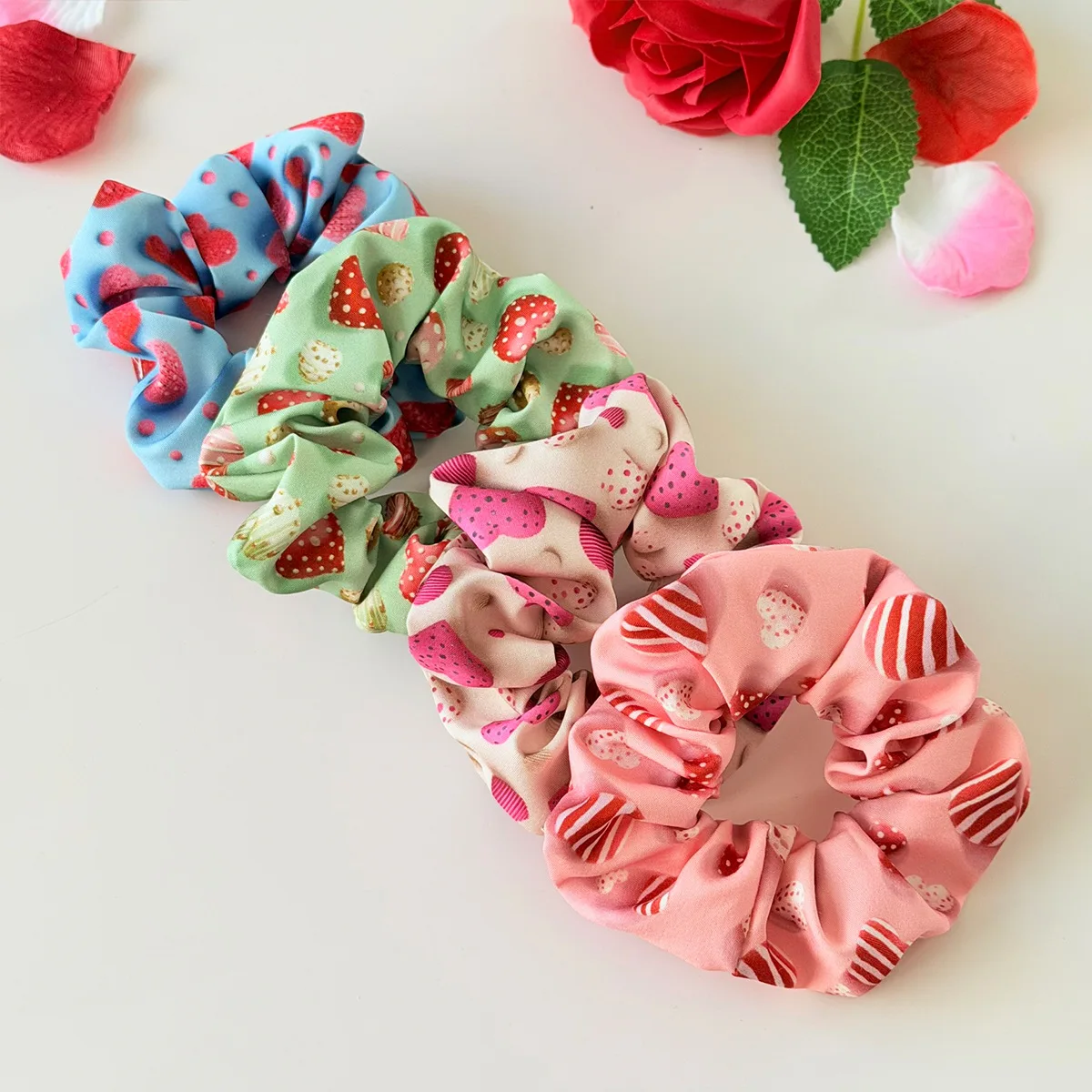 Valentine's Day Scrunchies Elastic Rubber Hairbands Candy Love Printed Fabric Hairbands High Elastic Ponytail Holder Accessories