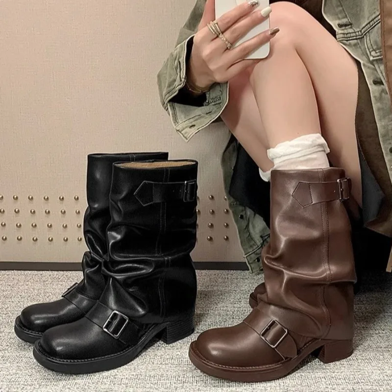 

New Pleated Buckle Knight Boots for Women Autumn Brown PU Leather Mid Calf Boots Woman Slip-On Thick Heel Riding Botas Mujer