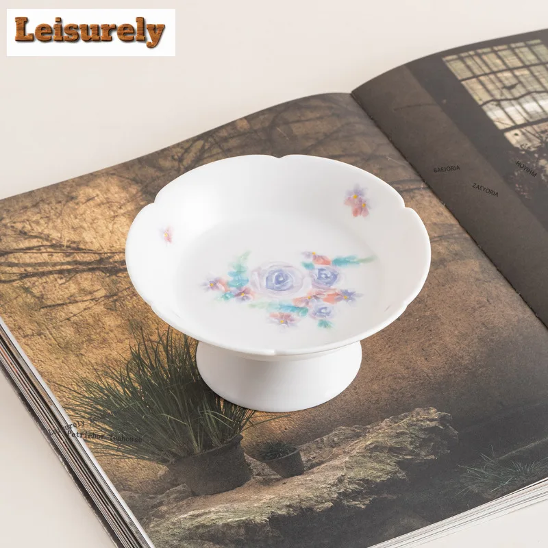 HOYIHM Hand-painted Flowers Casting Shadows Fruit Dishes Boutique Pastry Plate Candy Bar Household Sharing Plate Cha Decoration