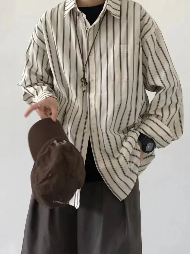 

Striped shirt men's long sleeved layered Korean retro top with a niche design, worn inside and outside for spring and autumn