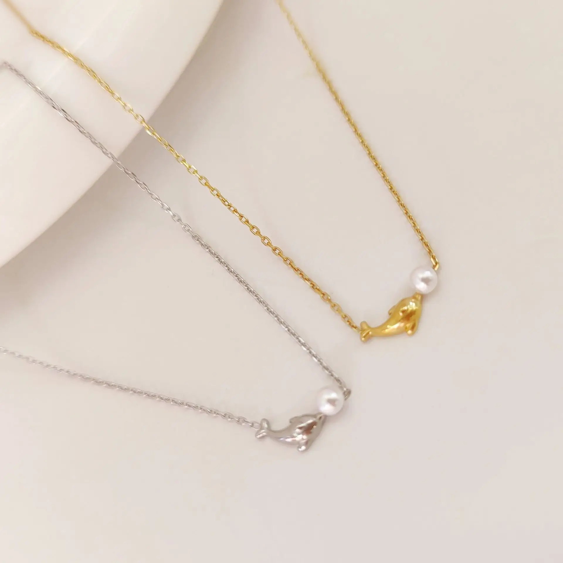 OIMG 316L Stainless Steel Gold Plated Imitation Pearl Cute Dolphin Kisses Pearl Shaped Mini Pendant Necklace For Women Birthday