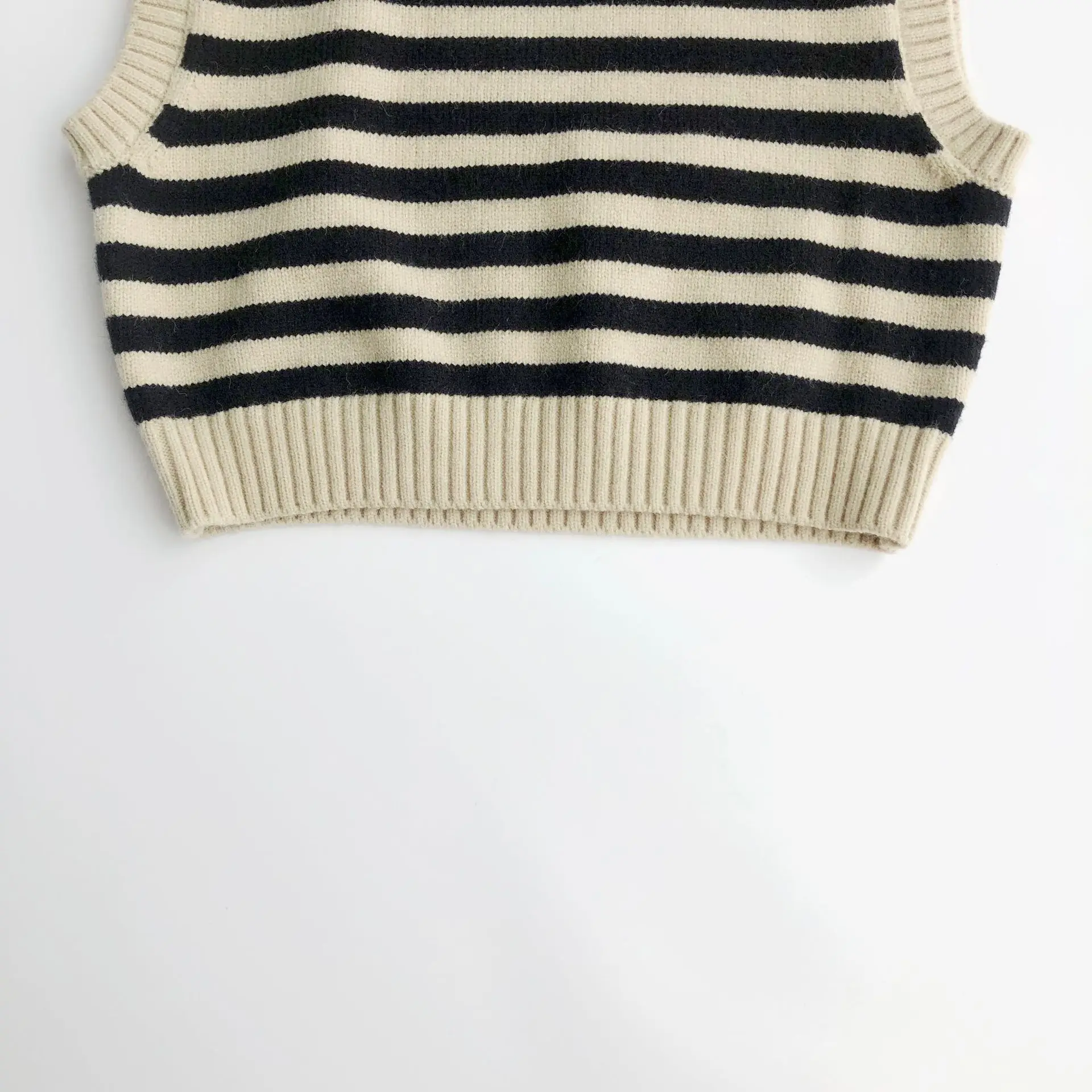 Spring Autumn Baby and Girls Boys Striped Pullover Sweater Waistcoat Kids Knitted Vest Child Outfit Tops For 1-8 Years