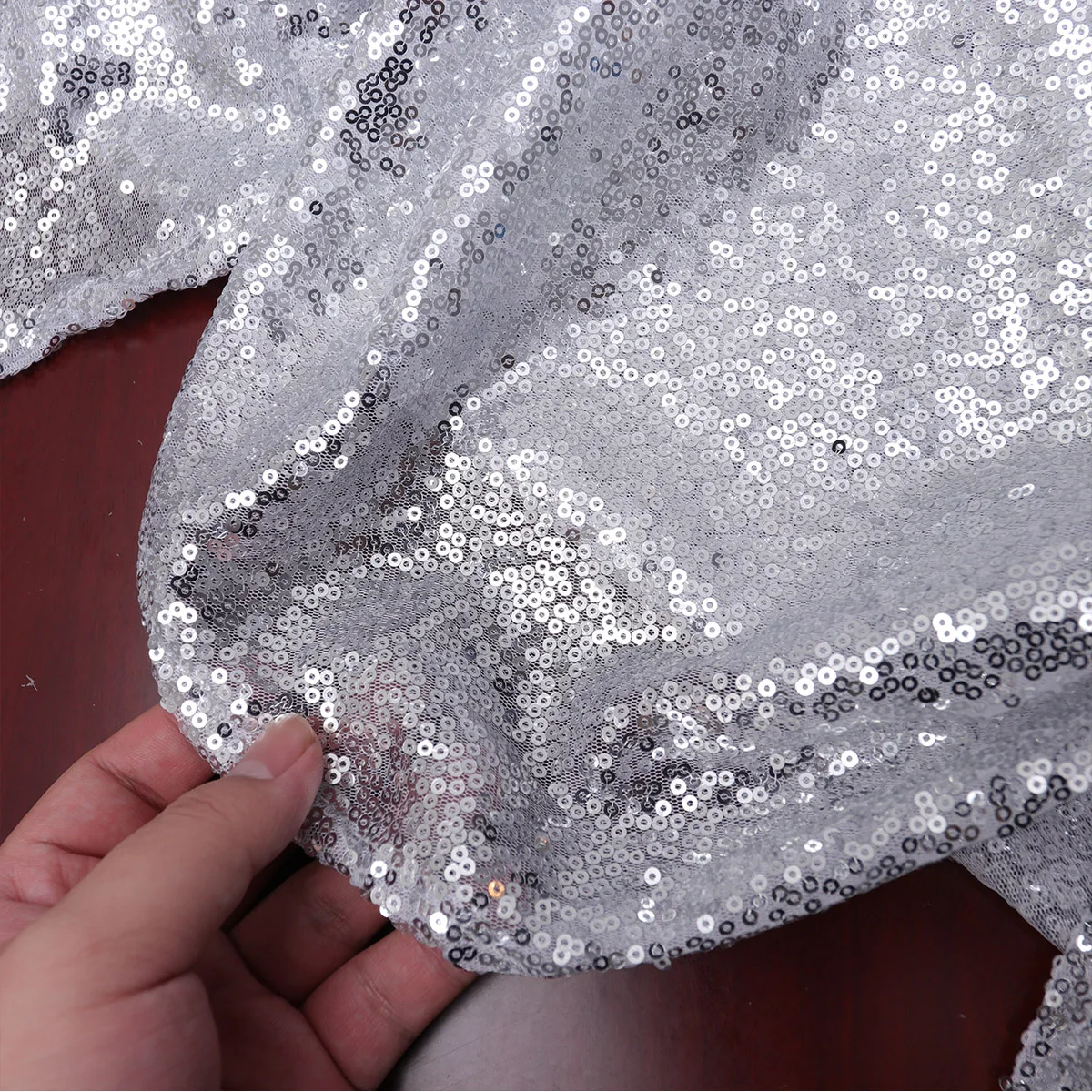 

Round Sequin Tablecloth 3pcs Glitter Cover for Wedding Banquet Party Spill Proof Lightweight Elegant Decor Event Home Use