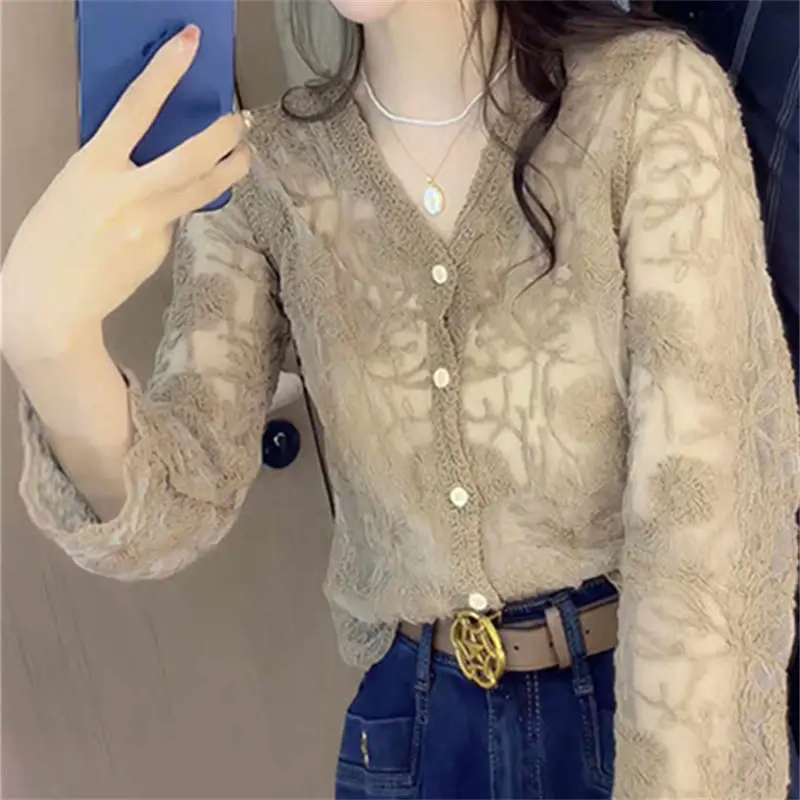 Korean Lace Hollow Out Shirt Women\'s Clothing Elegant V-Neck Single-breasted Spring Summer Commute Fashion Gauze Straight Blouse