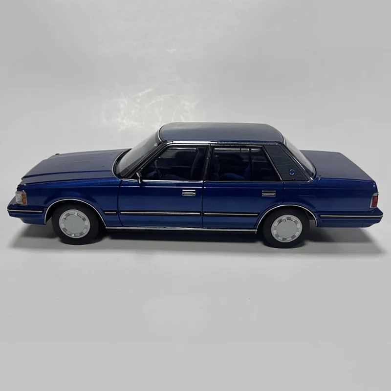 

Xiaoguang 1:18 для Crown MS122, коллекция моделей автомобилей из сплава, подарок на заявку