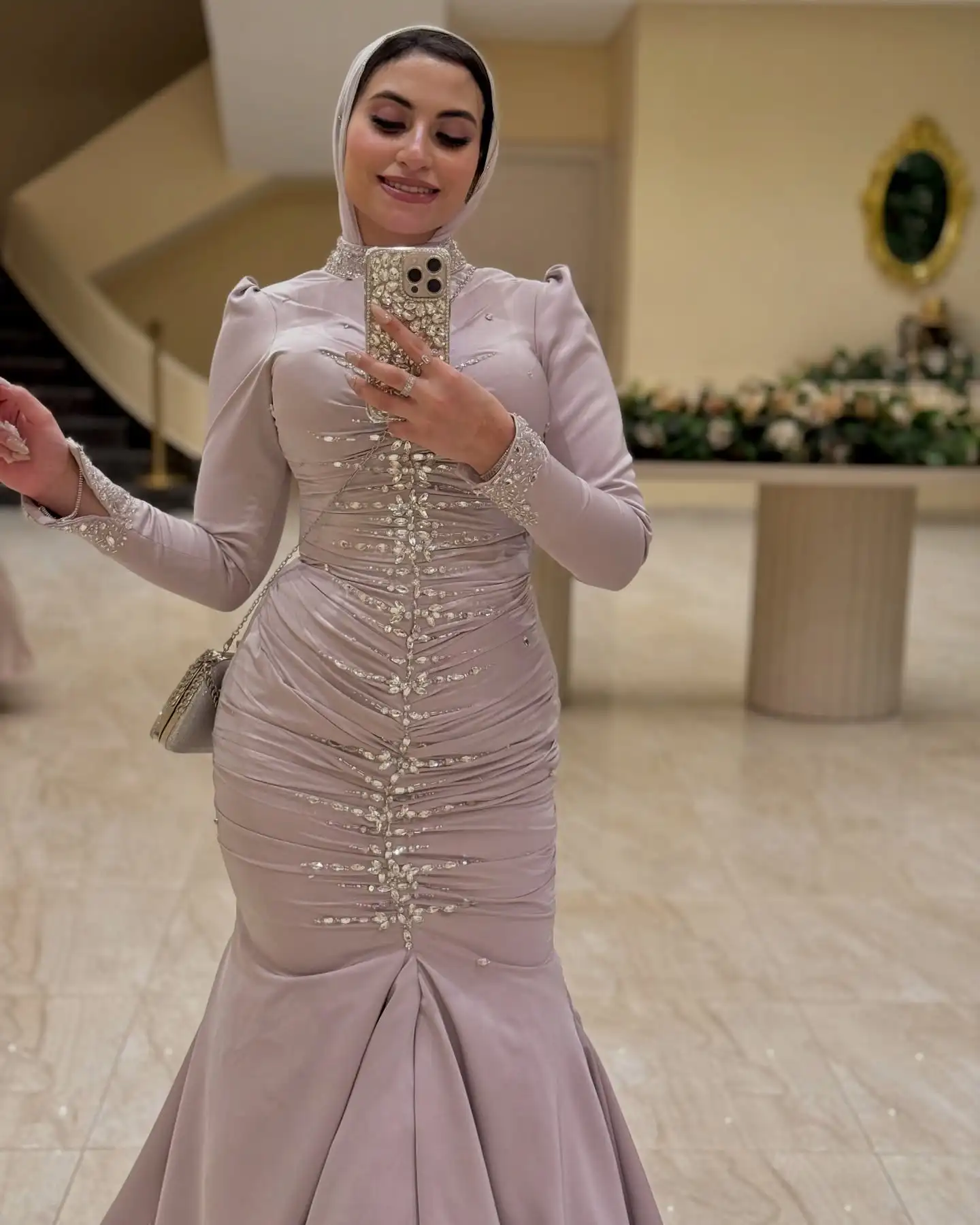 Customized Elegant Crystal Embellishment Hijab Evening Dress Sequin Mermaid Muslim Formal Gown Fitted Long Abendkleid