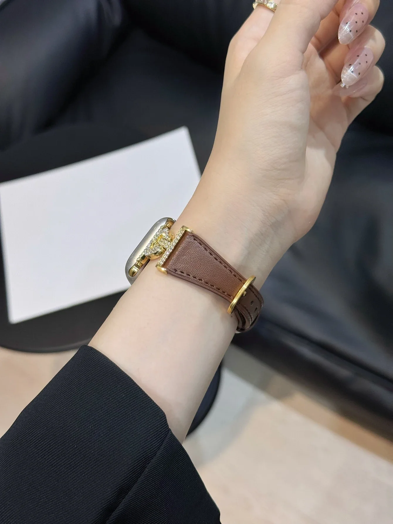 ممتاز بلينغ حلقة جلدية رقيقة ل سوار ساعة يد آبل النساء 10/9/8/7/6/5/4/3 SE 38 مللي متر 40 مللي متر 41 مللي متر 42 مللي متر 44 مللي متر 45 مللي متر 46 مللي متر 49 مللي متر حزام