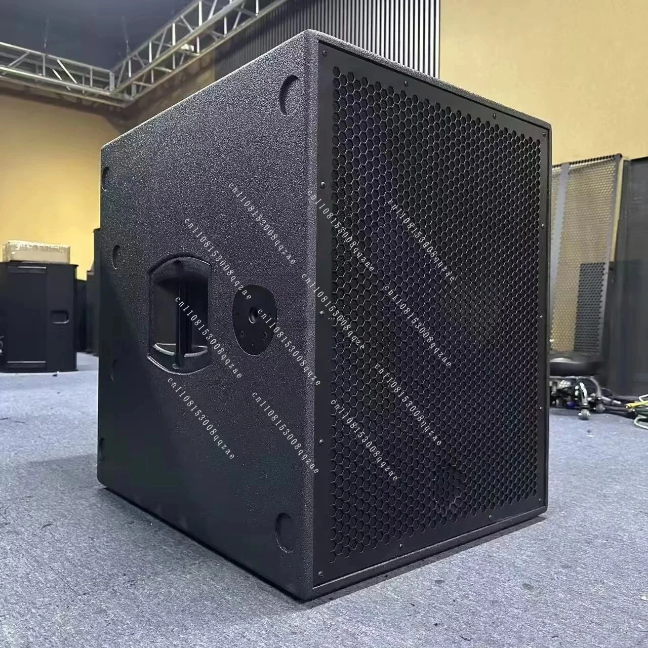 Woofer - 8004 Single 18 Inch Active High