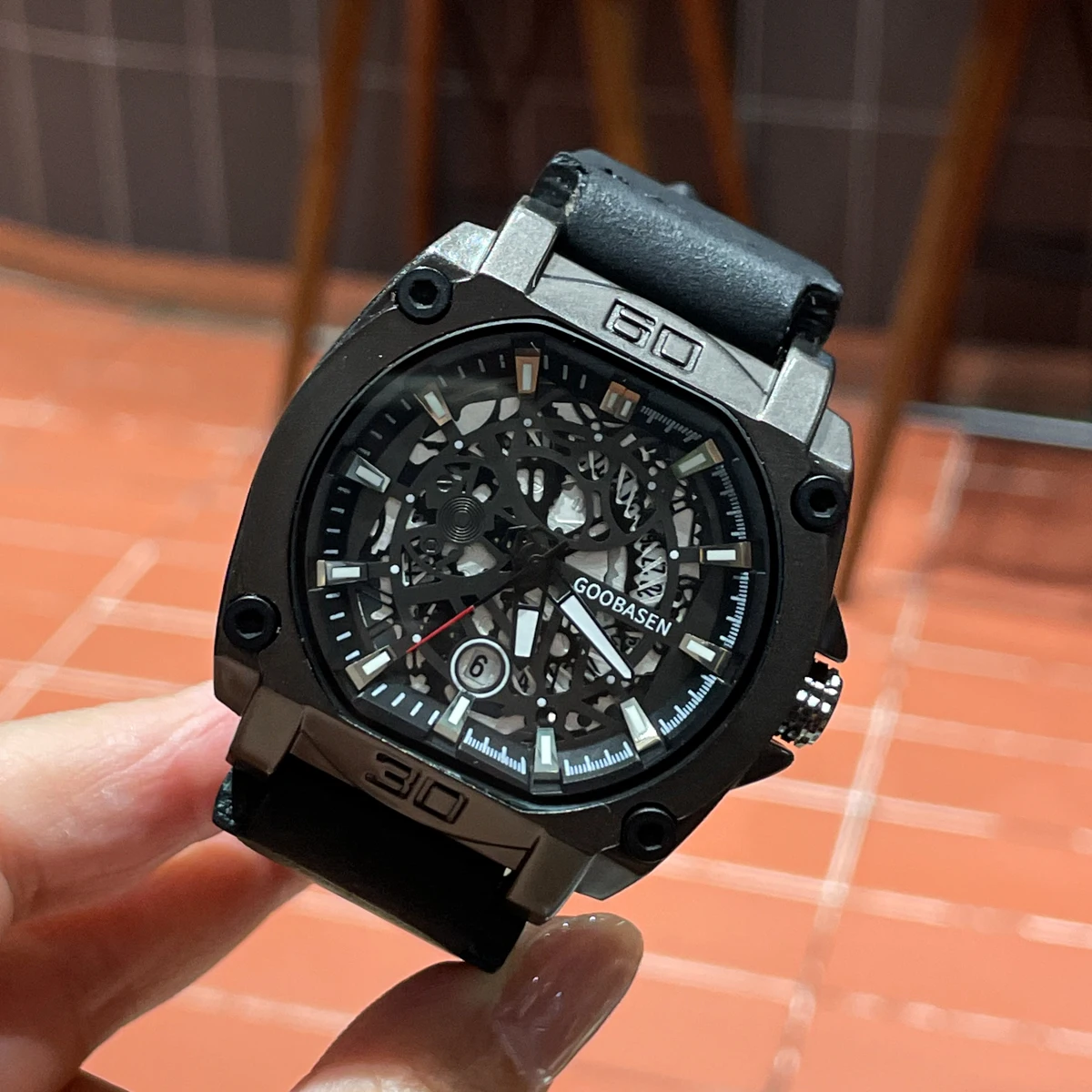 

CILOA barrel-shaped high-end watch for men with large dial 2025 new brand gift black casual waterproof quartz watch