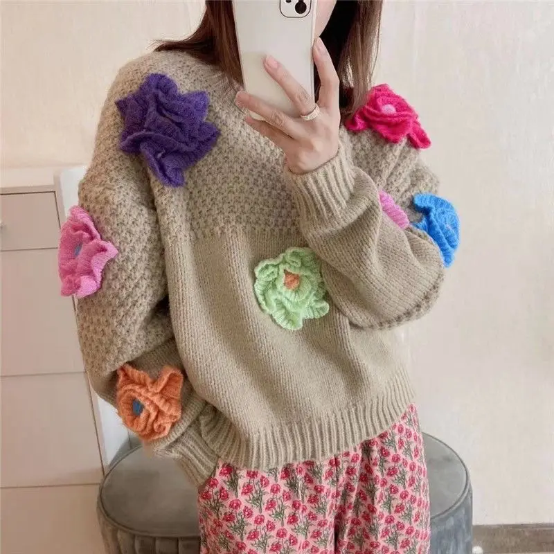 

Winter New Youth Sweet Style Women's Knitted Round Neck Hoodie with Three Dimensional Flower Thickened Warm Loose Sweater