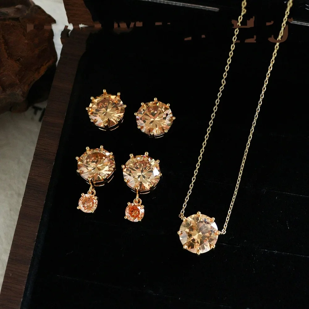 

Fashion Simple Exquisite Compact and Versatile Brown Tawny Zircon Pendant Necklace, Light Luxury Clavicle Chain Gentle Earrings