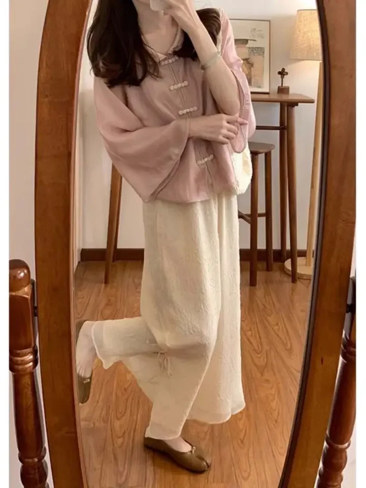 Doll Collar Shirt for Women in Spring and Autumn 2024 New Dopamine Retro Small Shirt New Chinese Style Button Up Top