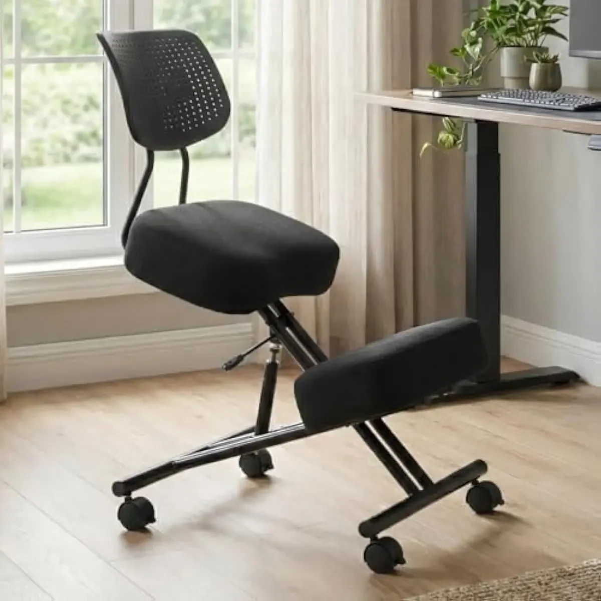 Ergonomic Kneeling Seat with Height Adjustment Hydraulic Mechanism Textile Upholstery Dual Surface Options Silent Brake Casters